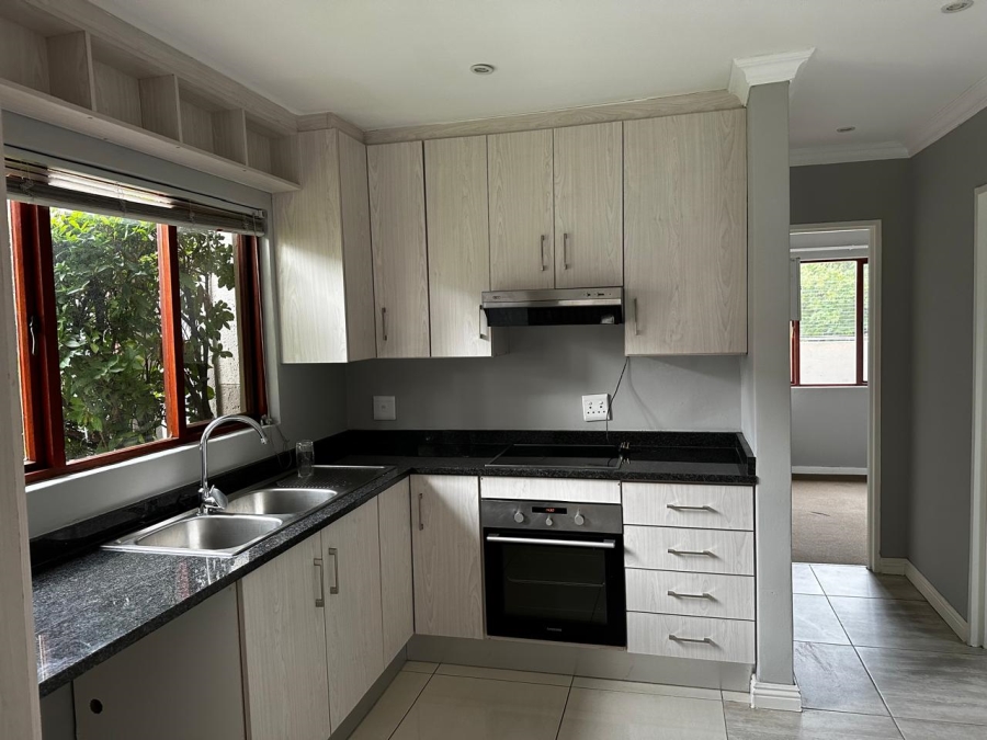 To Let 2 Bedroom Property for Rent in Bromhof Gauteng