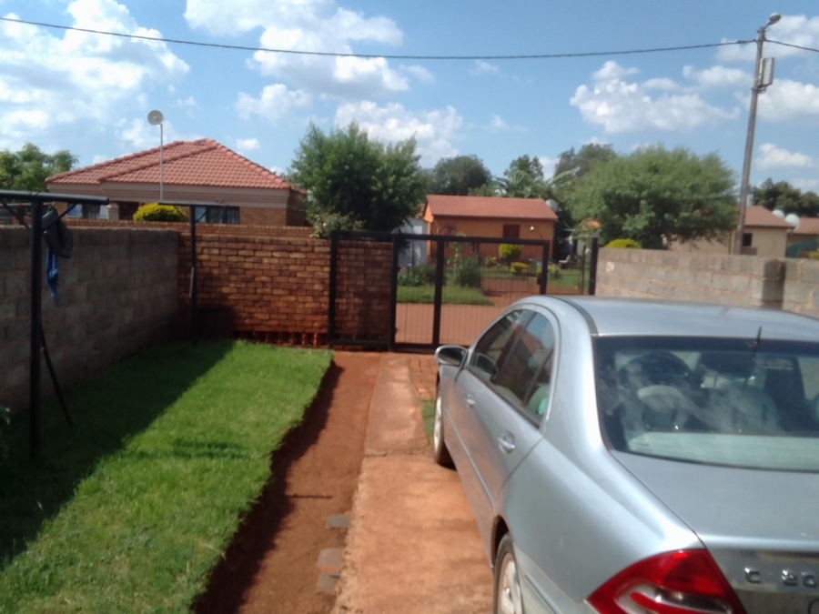 2 Bedroom Property for Sale in Soshanguve XX Gauteng