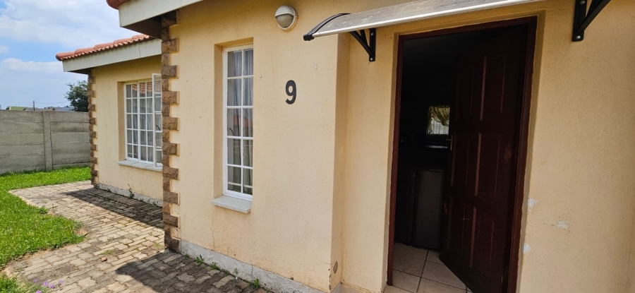 2 Bedroom Property for Sale in Visagie Park Gauteng