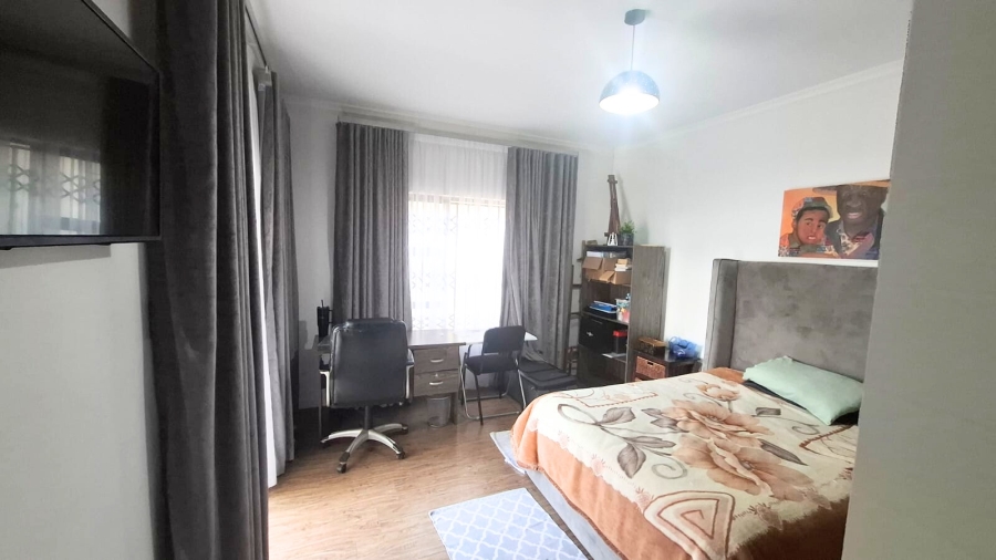 To Let 5 Bedroom Property for Rent in Terenure Gauteng