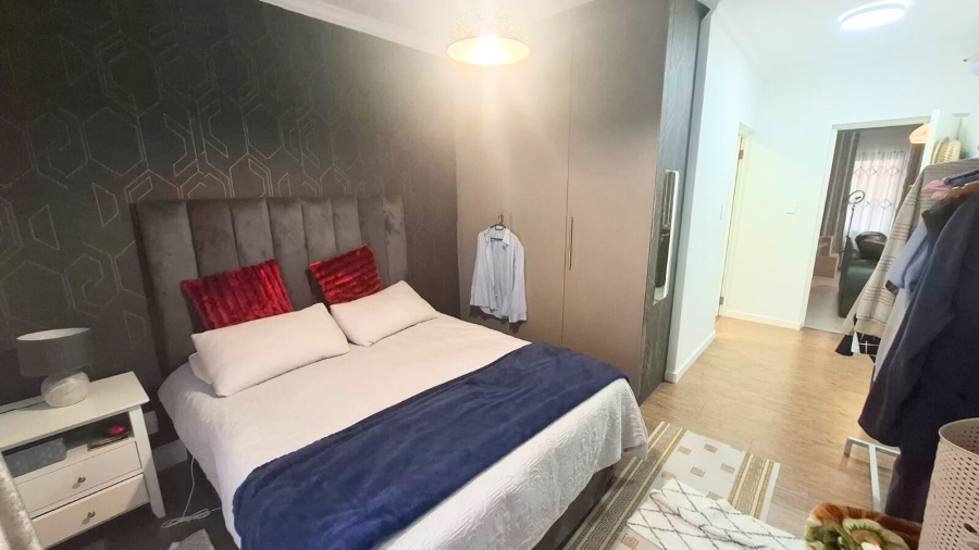 To Let 5 Bedroom Property for Rent in Terenure Gauteng