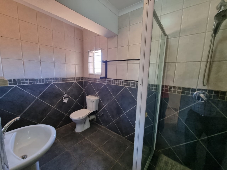 To Let 3 Bedroom Property for Rent in Vaaloewer Gauteng