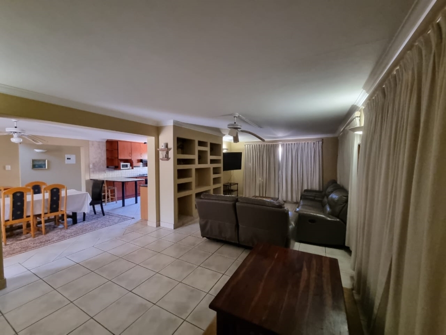 To Let 5 Bedroom Property for Rent in Vaaloewer Gauteng
