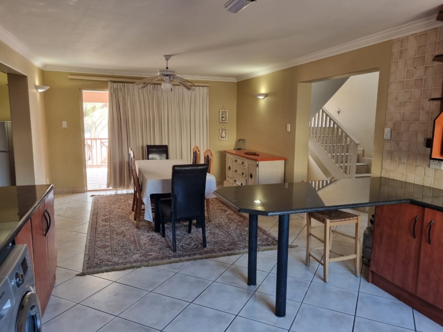 To Let 5 Bedroom Property for Rent in Vaaloewer Gauteng