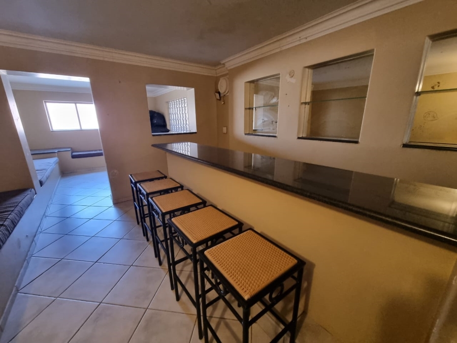 To Let 5 Bedroom Property for Rent in Vaaloewer Gauteng