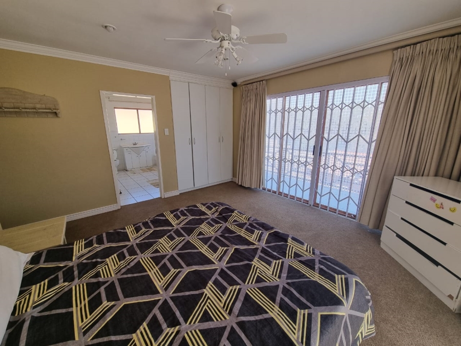 To Let 5 Bedroom Property for Rent in Vaaloewer Gauteng