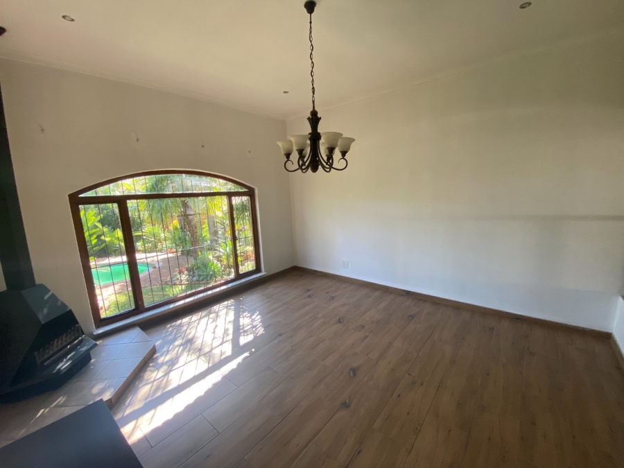 4 Bedroom Property for Sale in Zwartkop Gauteng