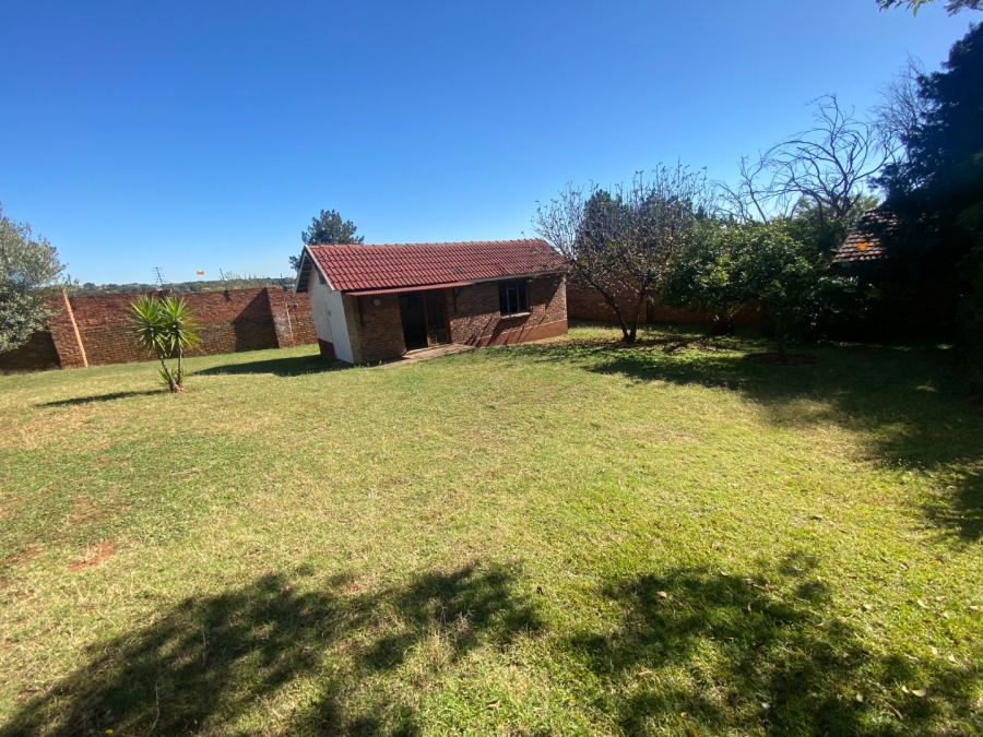 4 Bedroom Property for Sale in Zwartkop Gauteng