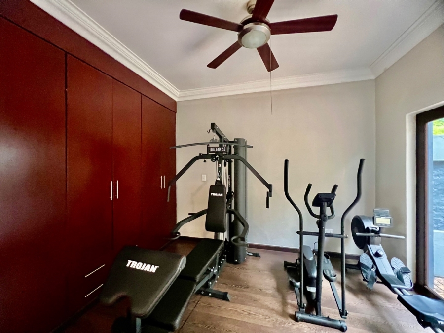 5 Bedroom Property for Sale in Silver Lakes Gauteng