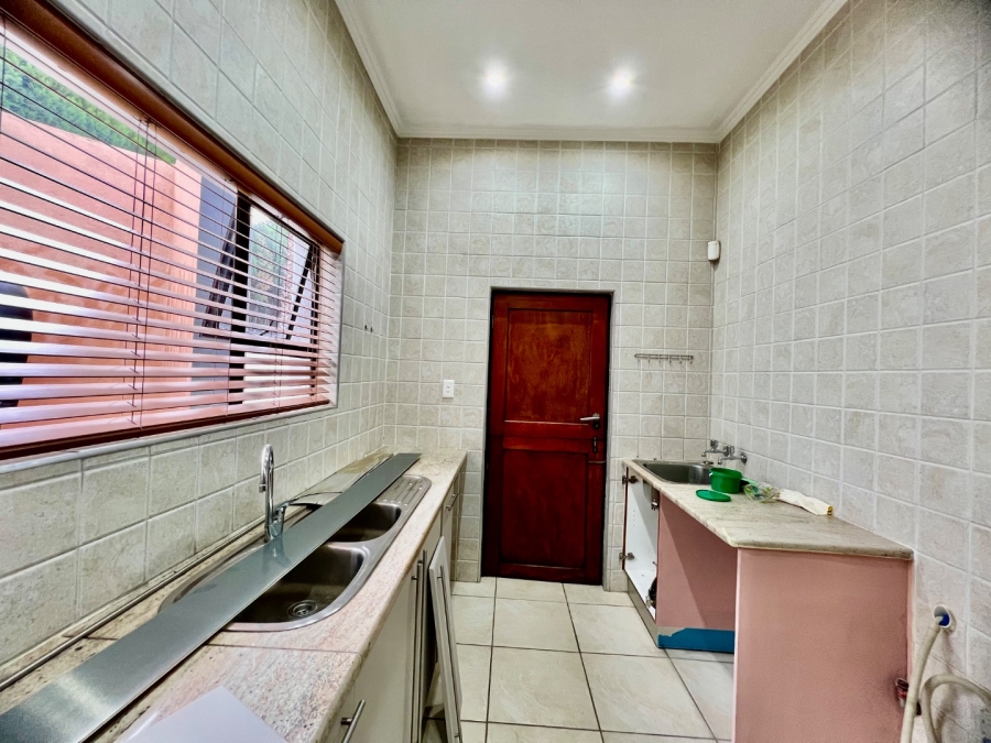 4 Bedroom Property for Sale in Silver Lakes Gauteng