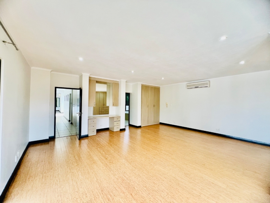 4 Bedroom Property for Sale in Silver Lakes Gauteng