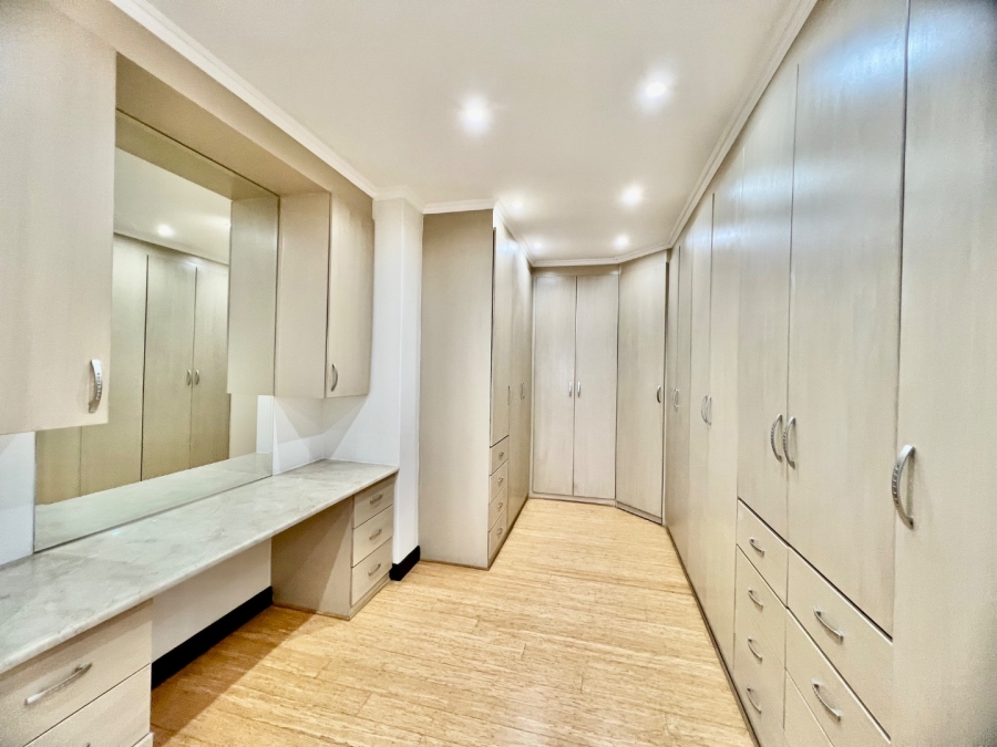 4 Bedroom Property for Sale in Silver Lakes Gauteng