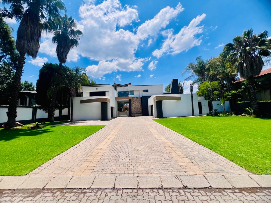 4 Bedroom Property for Sale in Silver Lakes Gauteng