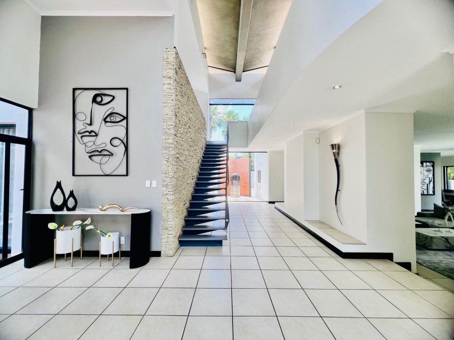 4 Bedroom Property for Sale in Silver Lakes Gauteng