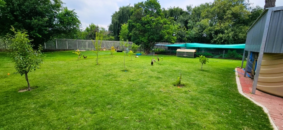 4 Bedroom Property for Sale in Rensburg Gauteng