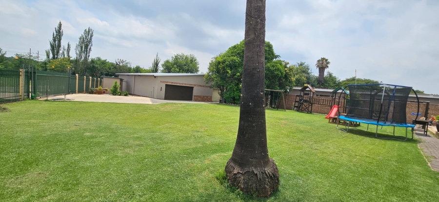 4 Bedroom Property for Sale in Rensburg Gauteng