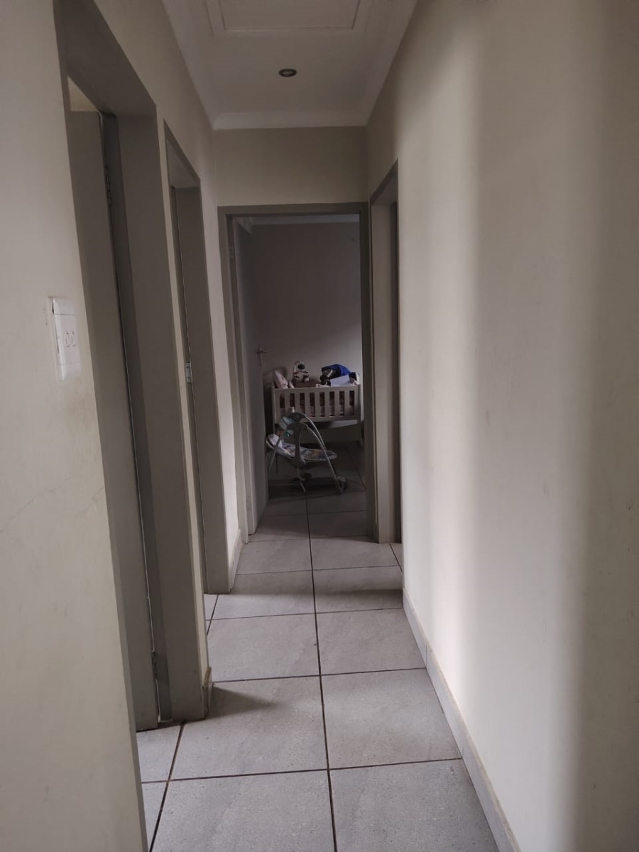 3 Bedroom Property for Sale in Albertsdal Gauteng