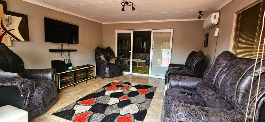 5 Bedroom Property for Sale in Rensburg Gauteng