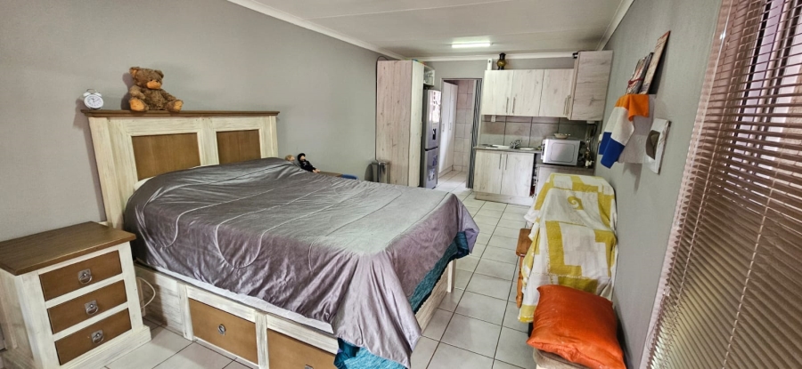 5 Bedroom Property for Sale in Rensburg Gauteng