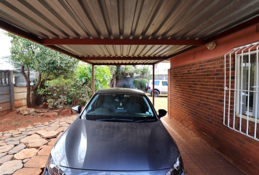 4 Bedroom Property for Sale in Edendale Gauteng