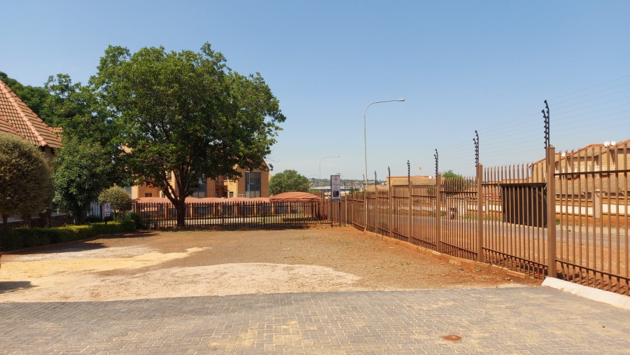 Bedroom Property for Sale in Centurion Central Gauteng