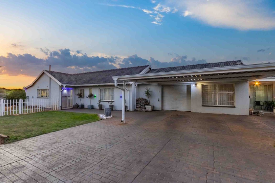 3 Bedroom Property for Sale in Impala Park Gauteng