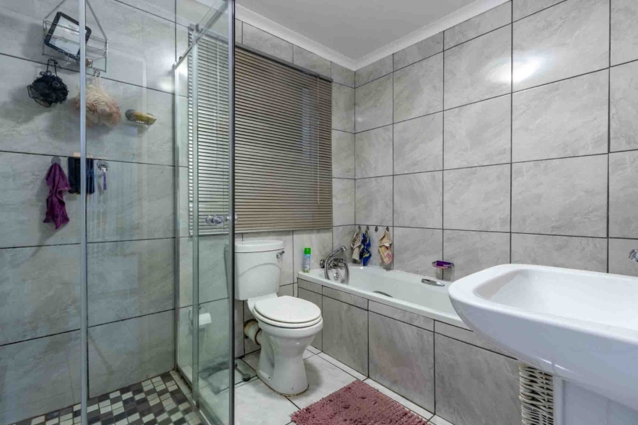 3 Bedroom Property for Sale in Impala Park Gauteng