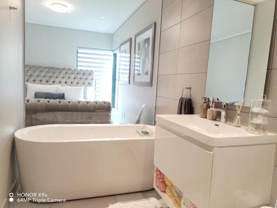 3 Bedroom Property for Sale in Eye of Africa Gauteng