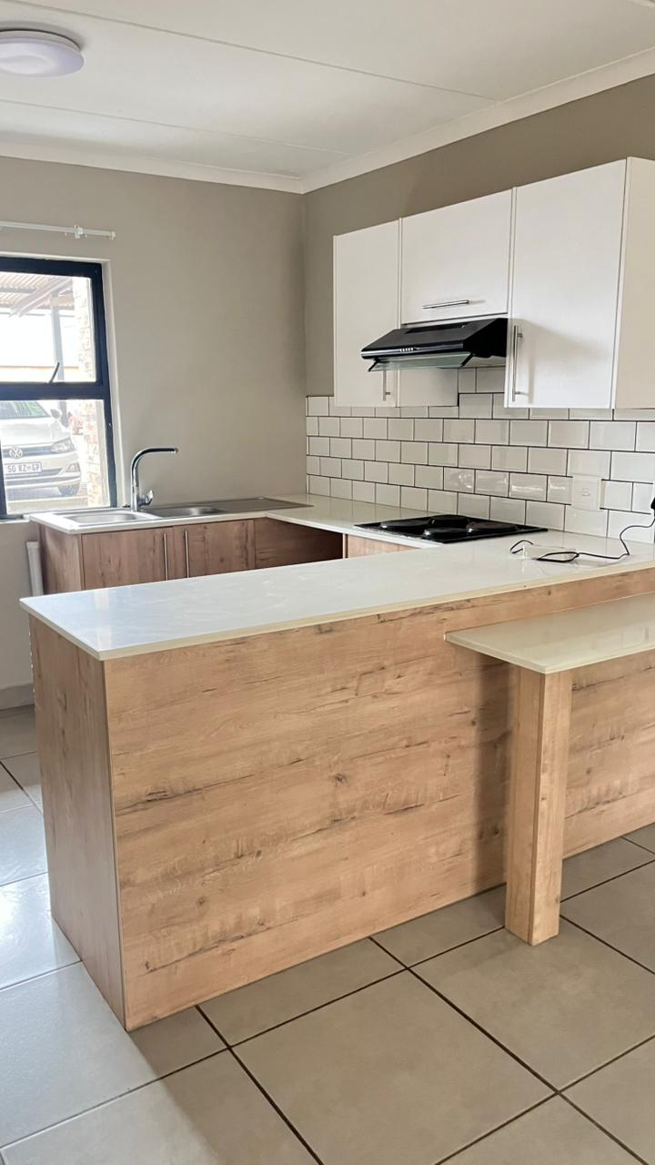 To Let 2 Bedroom Property for Rent in Pomona Gauteng