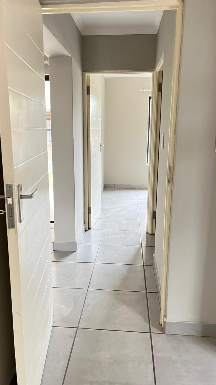 To Let 2 Bedroom Property for Rent in Pomona Gauteng