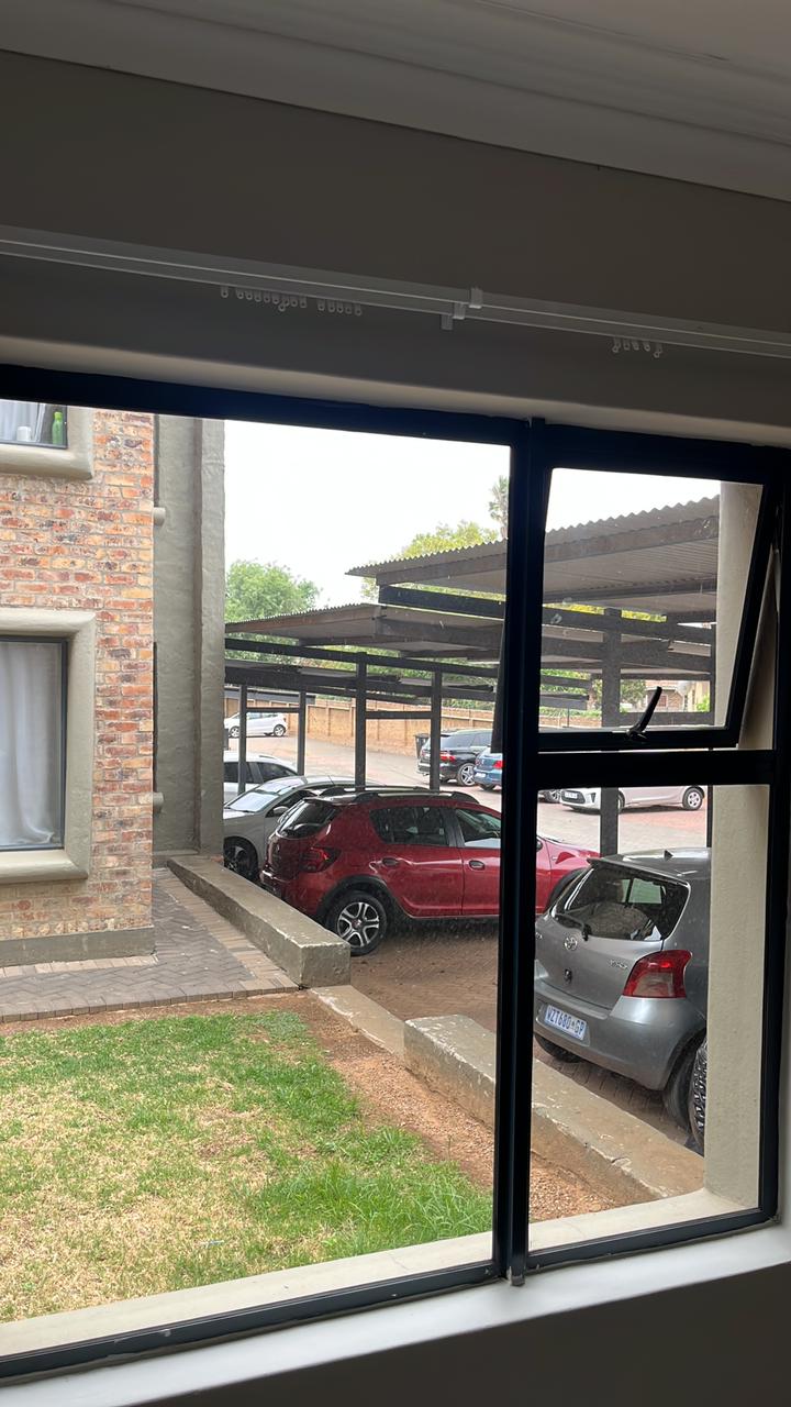 To Let 2 Bedroom Property for Rent in Pomona Gauteng