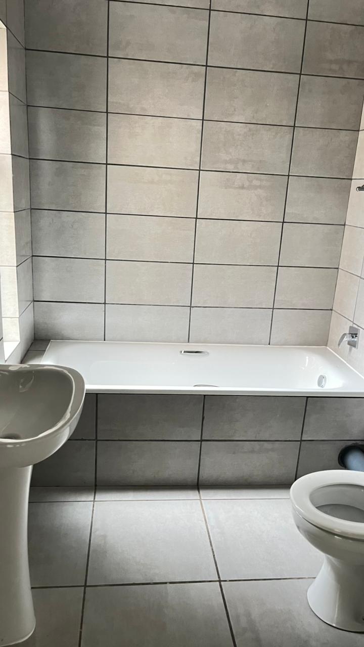 To Let 2 Bedroom Property for Rent in Pomona Gauteng