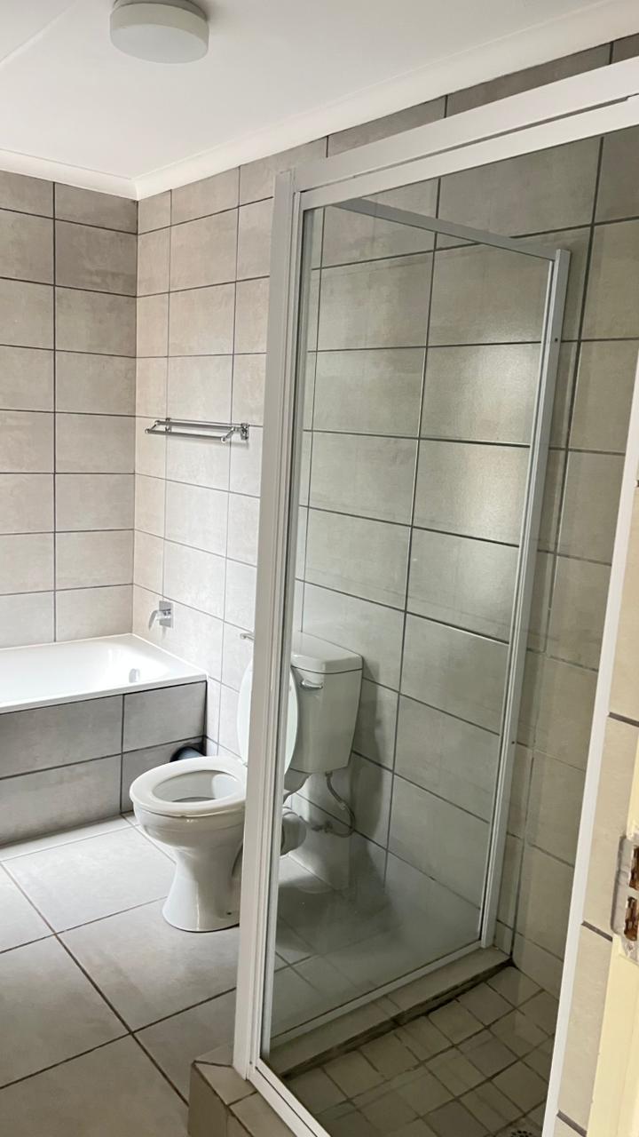 To Let 2 Bedroom Property for Rent in Pomona Gauteng