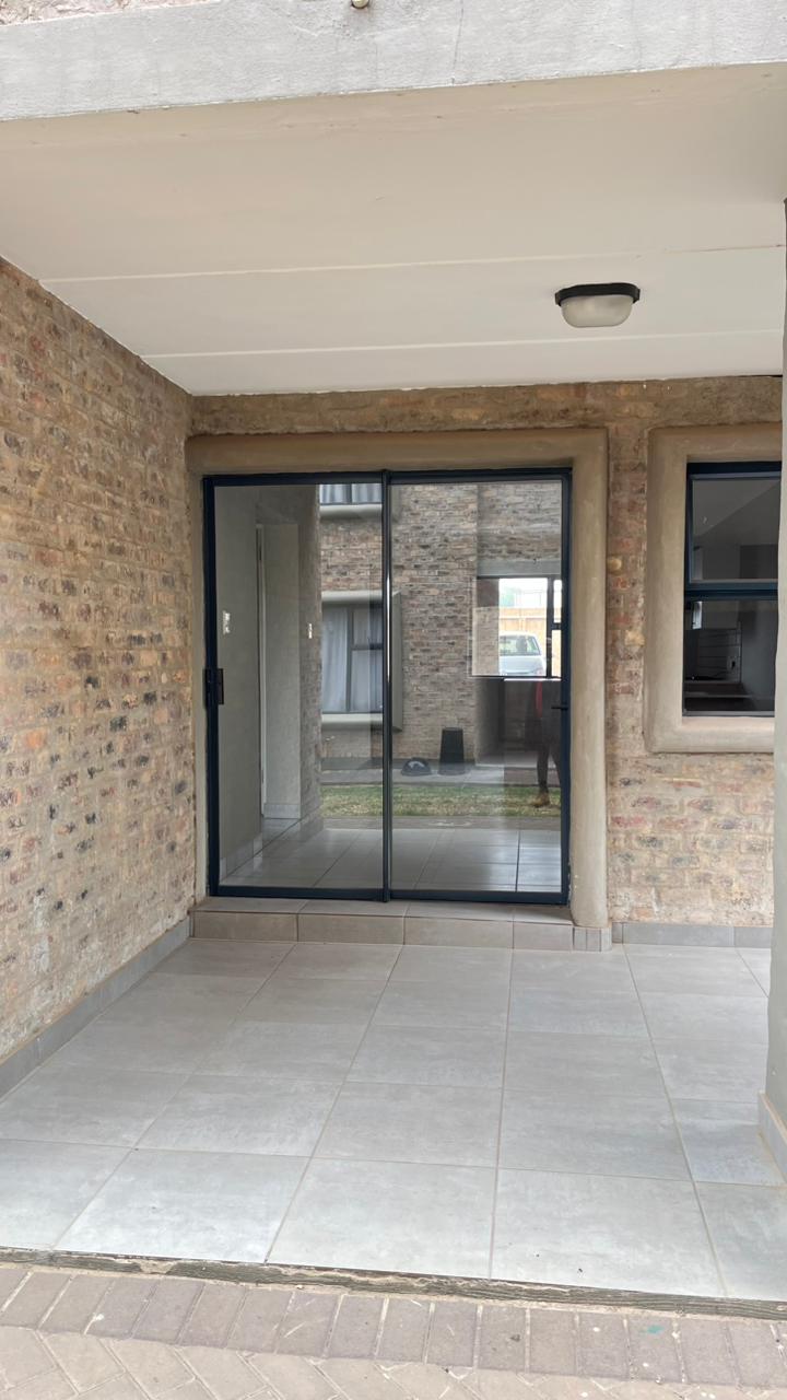 To Let 2 Bedroom Property for Rent in Pomona Gauteng