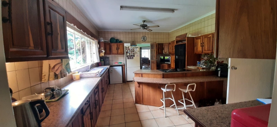 6 Bedroom Property for Sale in Heatherdale AH Gauteng