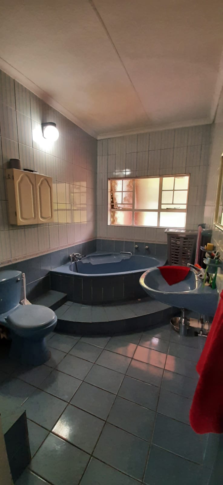 6 Bedroom Property for Sale in Heatherdale AH Gauteng