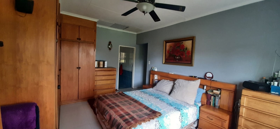 6 Bedroom Property for Sale in Heatherdale AH Gauteng