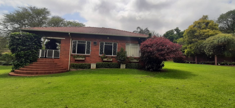 6 Bedroom Property for Sale in Heatherdale AH Gauteng