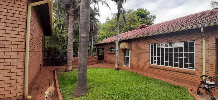6 Bedroom Property for Sale in Heatherdale AH Gauteng