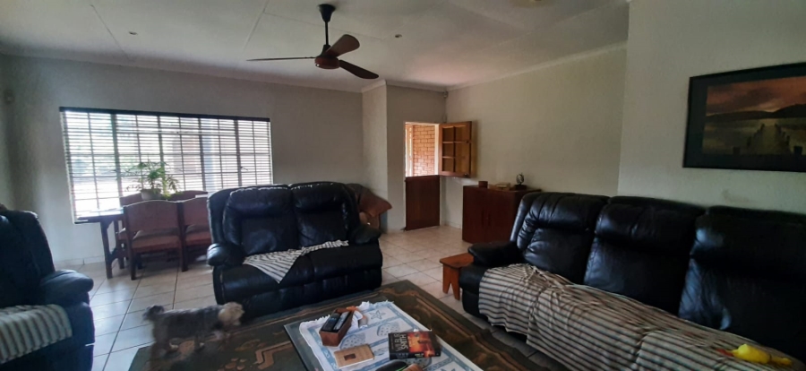 6 Bedroom Property for Sale in Heatherdale AH Gauteng
