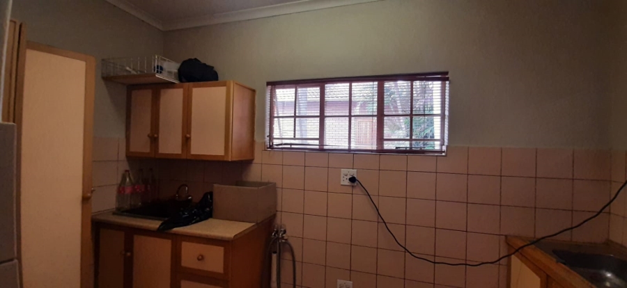 6 Bedroom Property for Sale in Heatherdale AH Gauteng