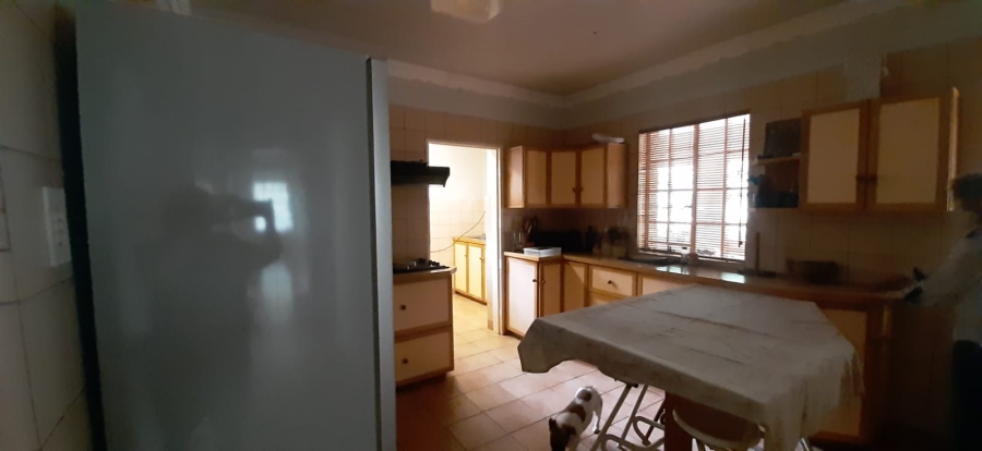 6 Bedroom Property for Sale in Heatherdale AH Gauteng