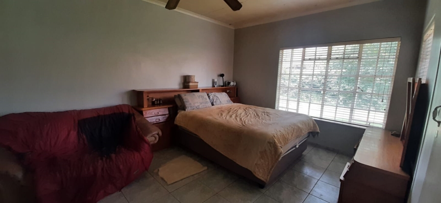 6 Bedroom Property for Sale in Heatherdale AH Gauteng