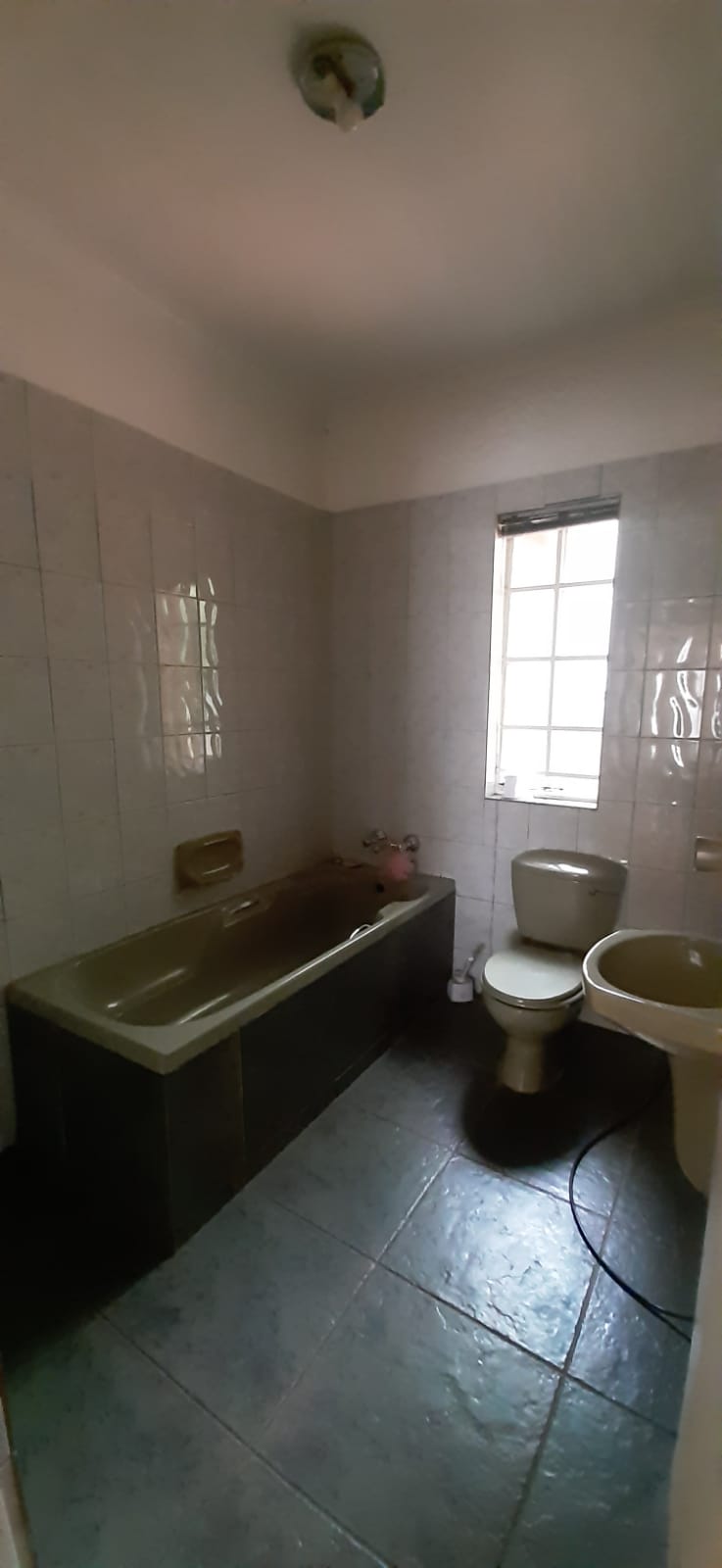 6 Bedroom Property for Sale in Heatherdale AH Gauteng