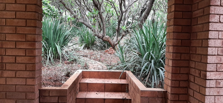 6 Bedroom Property for Sale in Heatherdale AH Gauteng