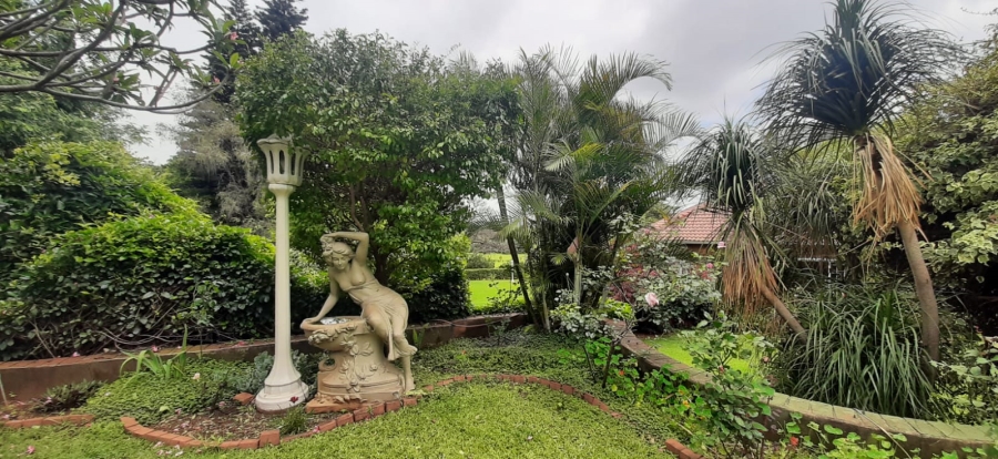 6 Bedroom Property for Sale in Heatherdale AH Gauteng