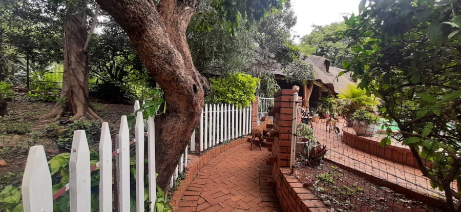 6 Bedroom Property for Sale in Heatherdale AH Gauteng