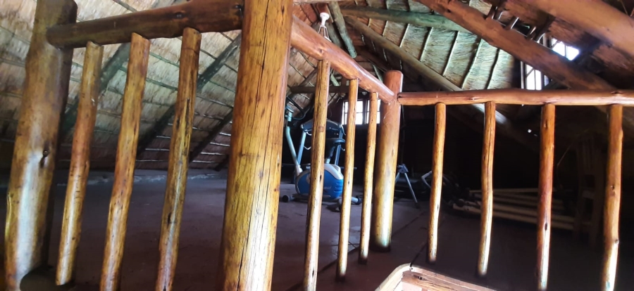 6 Bedroom Property for Sale in Heatherdale AH Gauteng