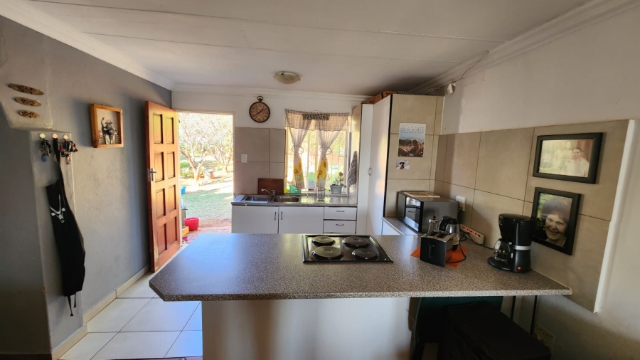 6 Bedroom Property for Sale in Heatherdale AH Gauteng