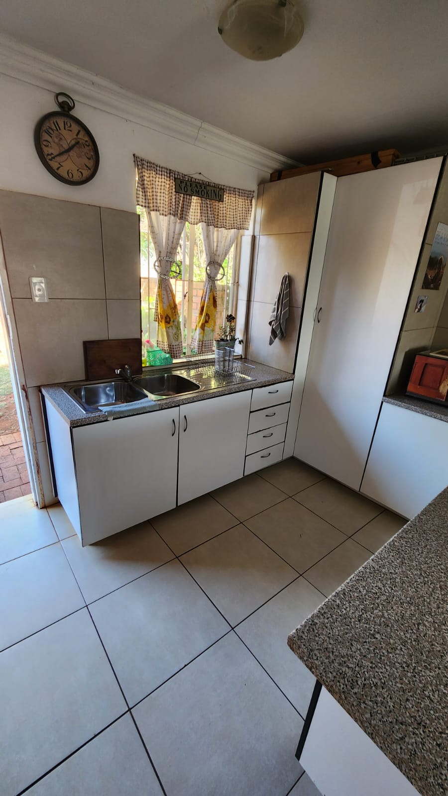 6 Bedroom Property for Sale in Heatherdale AH Gauteng